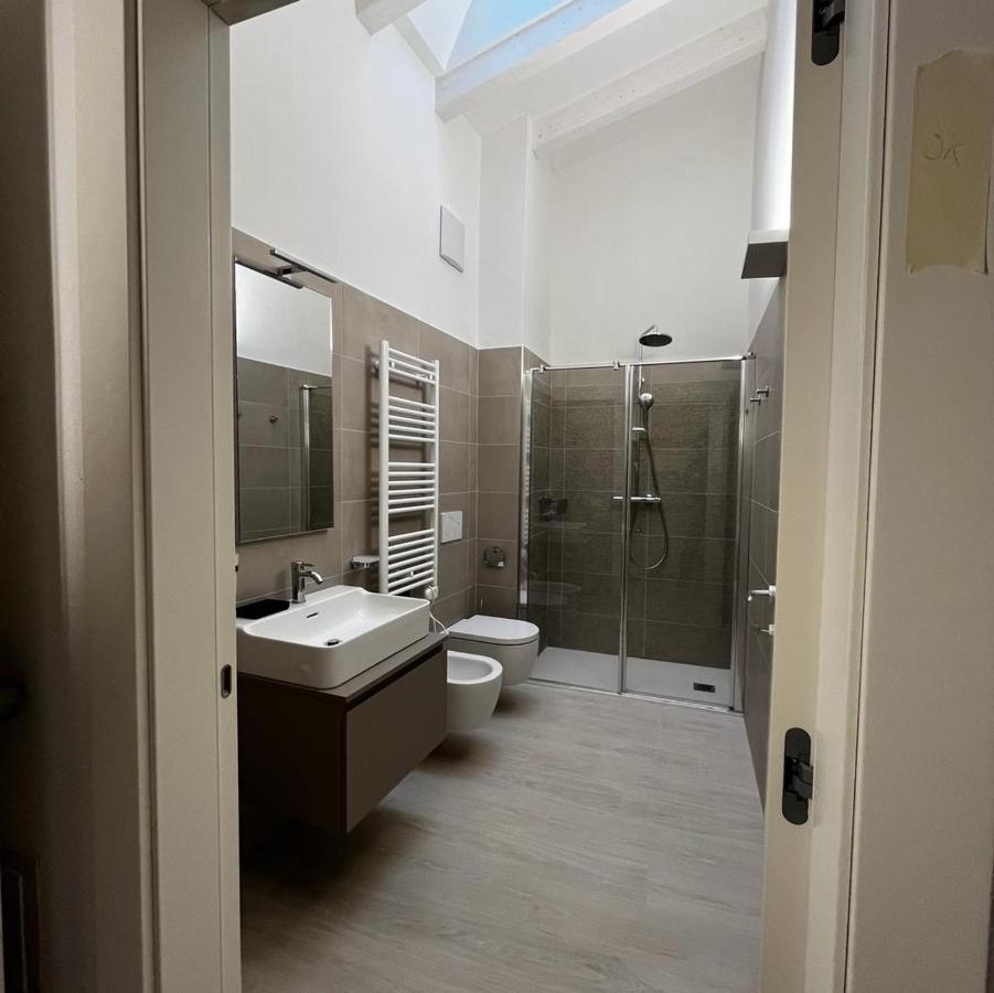 Smart Apartments Palazzo Mazzini Роверето Екстериор снимка